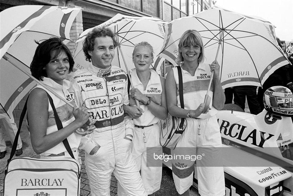 Gerhard Berger with some girls in the Netherlands in 1985.