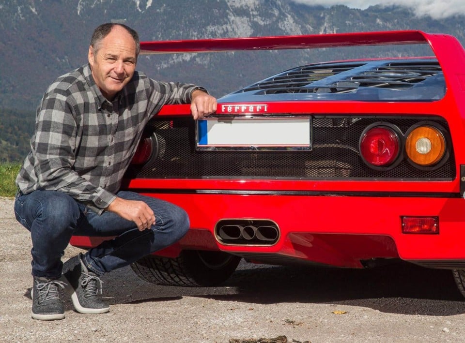 Gerhard Berger with his red Ferrari F40 in 2020.