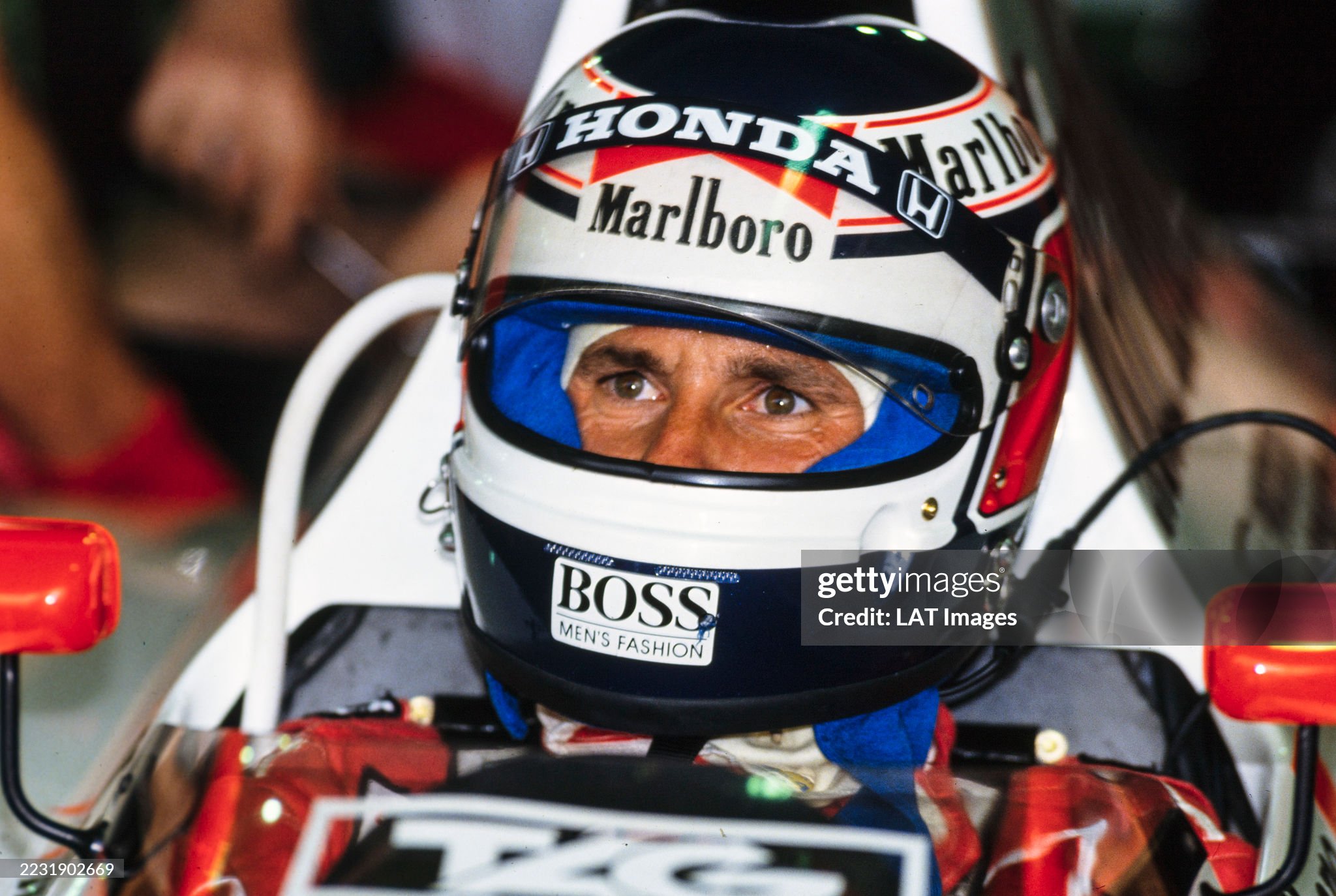 Gerhard Berger during the Brazilian Grand Prix at Autódromo José Carlos Pace on 25 March 1990. 