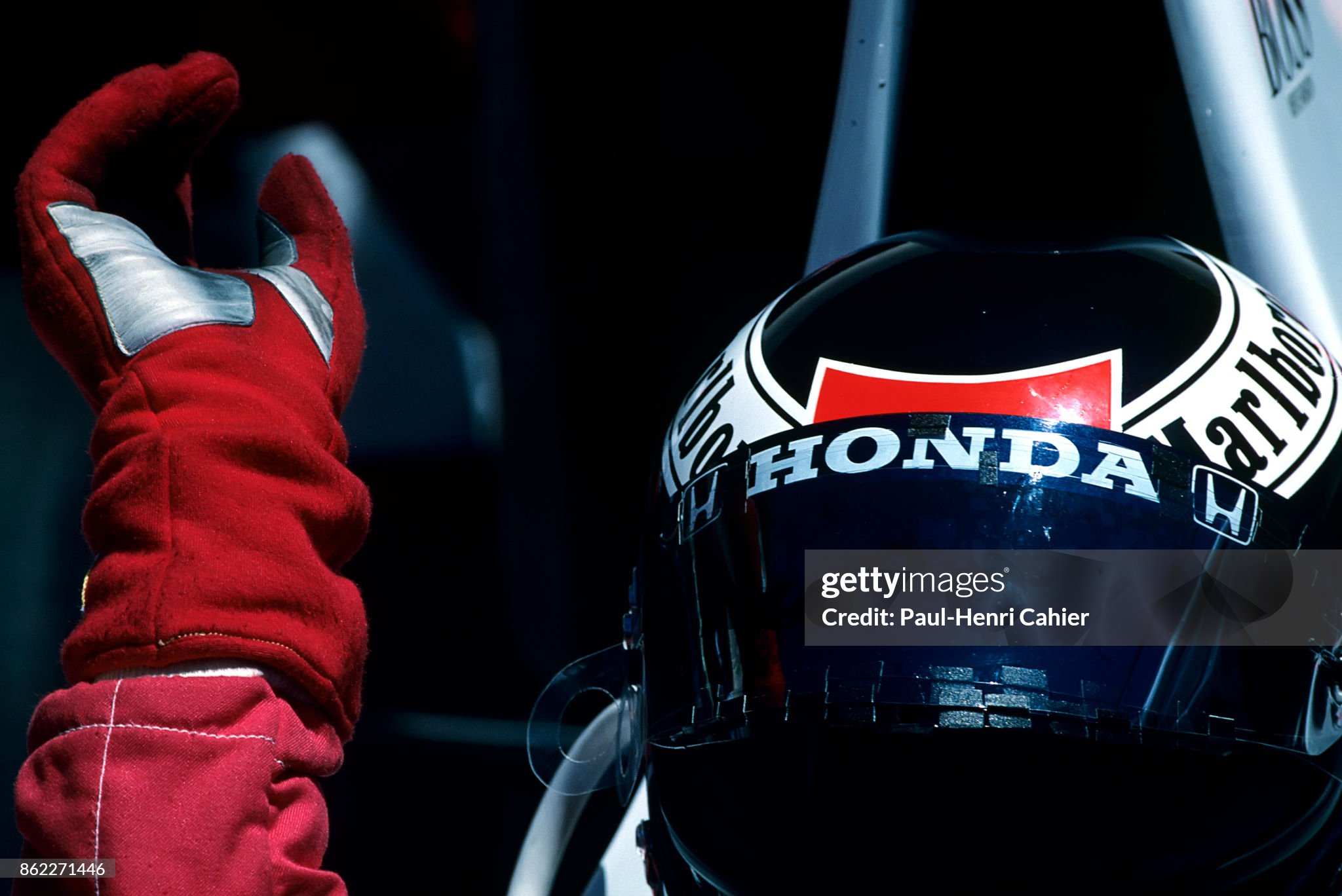 Gerhard Berger, McLaren-Honda MP46, at the Grand Prix of France, Circuit de Nevers Magny-Cours, on 07 July 1991. 