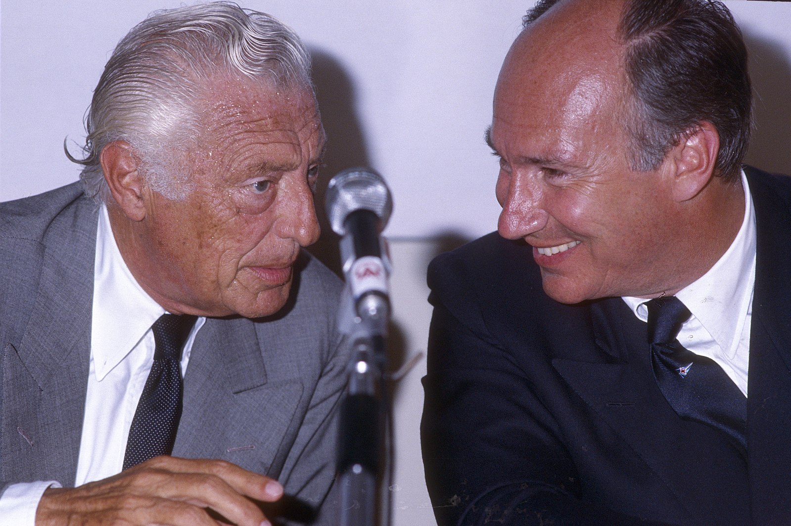 Gianni Agnelli with the Aga Khan. 