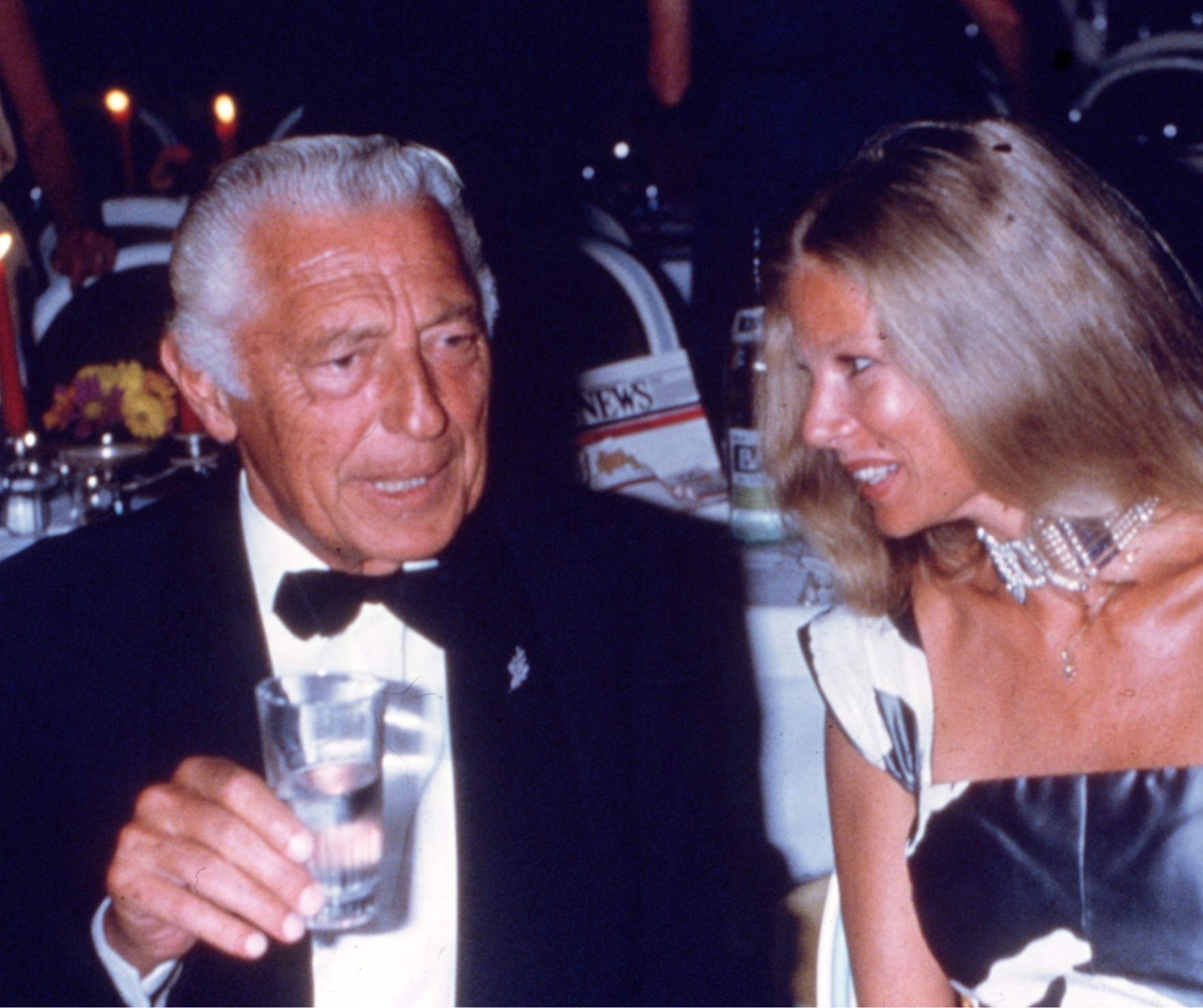 Gianni Agnelli with a woman.
