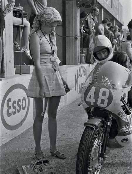 Jarno Saarinen and his inseparable wife Soili Karme on the Monza circuit in 1971.
