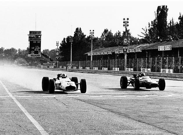 Surtees wins the 1967 Italian GP with the Honda RA300.