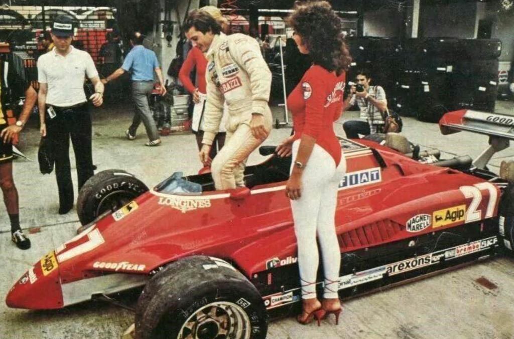 Rio de Janeiro 1982. Gilles poses with Giacobazzi Lambrusco Girls. 
