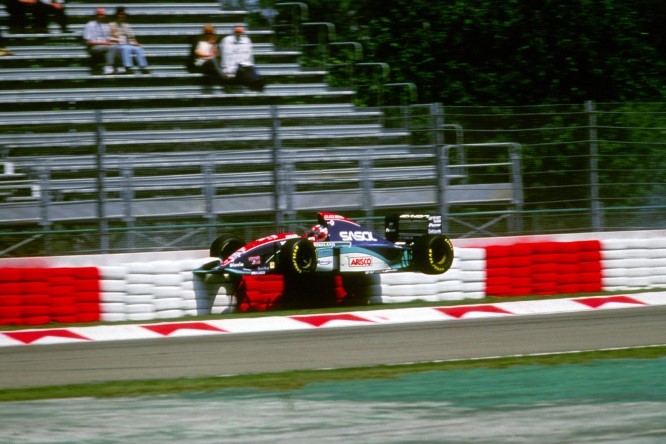 29.04.1994, Imola, Barrichello accident.