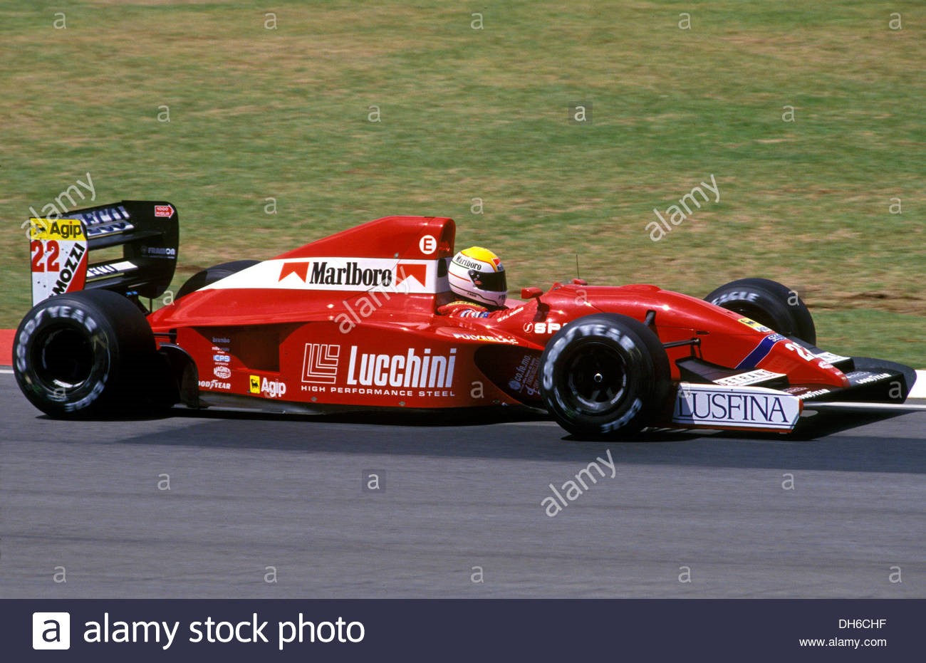 Pierluigi Martini in a Dallara Ferrari at the San Marino GP. Imola, 17 May 1992.