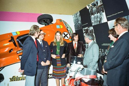 Nina Rindt with Emerson Fittipaldi in 1973. They are at the annual Jochen Rindt motor show. Posted mainly for Emmo’s lovely plum-coloured velvet jacket with huge lapels