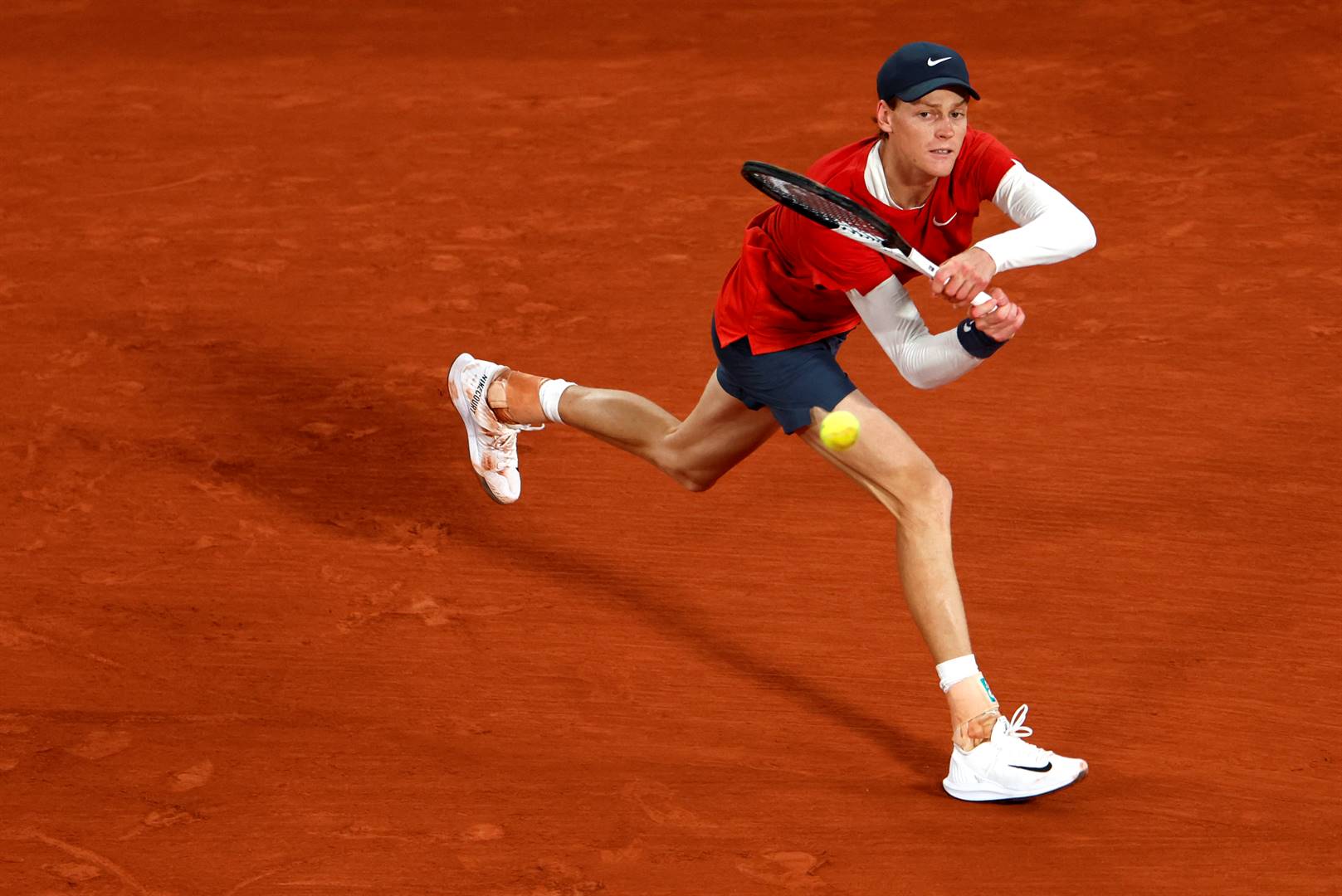 Jannik Sinner in action.