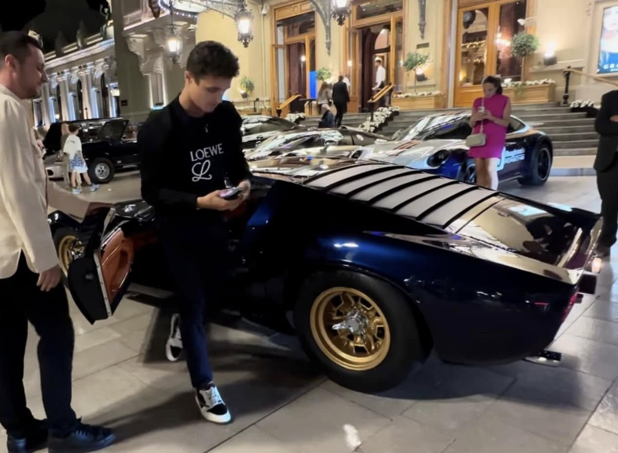 Lando Norris and his Lamborghini Miura.