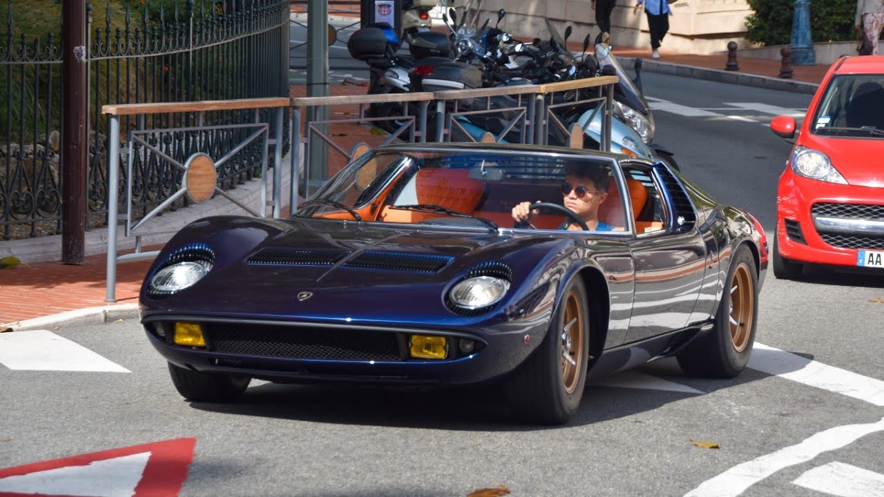 Lando Norris in his Lamborghini Miura in Monaco in 2024.