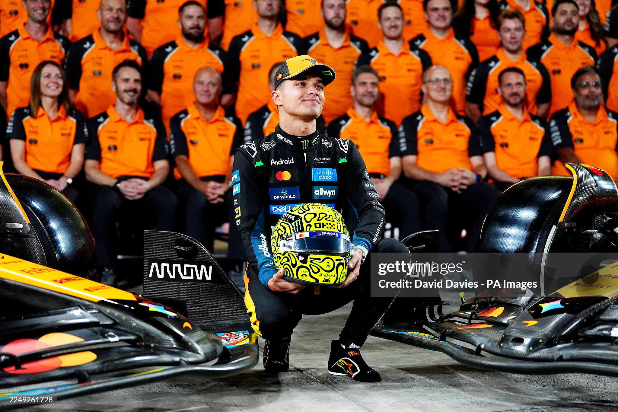 Lando Norris during a team photo on Thursday 04 December 2025 at the Yas Marina circuit ahead of the Abu Dhabi Grand Prix. 