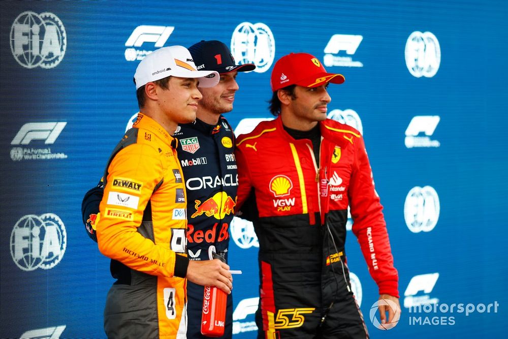 Lando Norris with Max Verstappen and Carlos Sainz, the two drivers Lando is closest friends with.