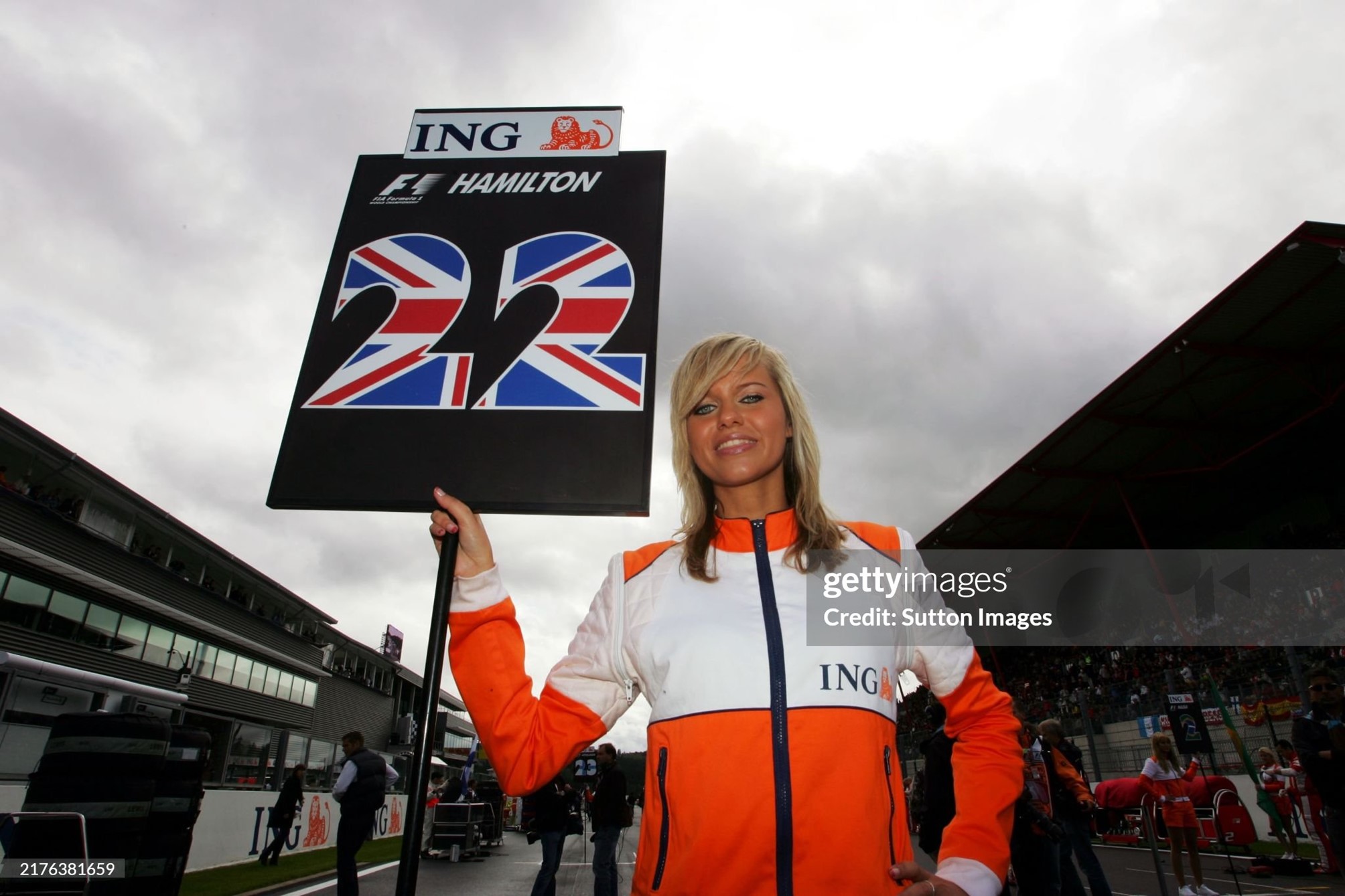 Grid girl for Lewis Hamilton, McLaren, at the Belgian Grand Prix in Spa-Francorchamps on Sunday 07 September 2008. 