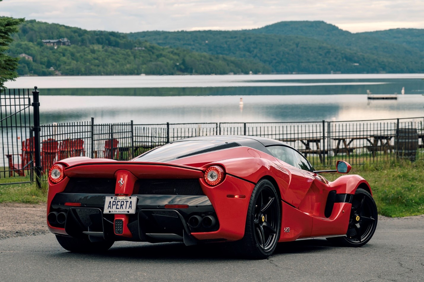 LaFerrari Aperta. 