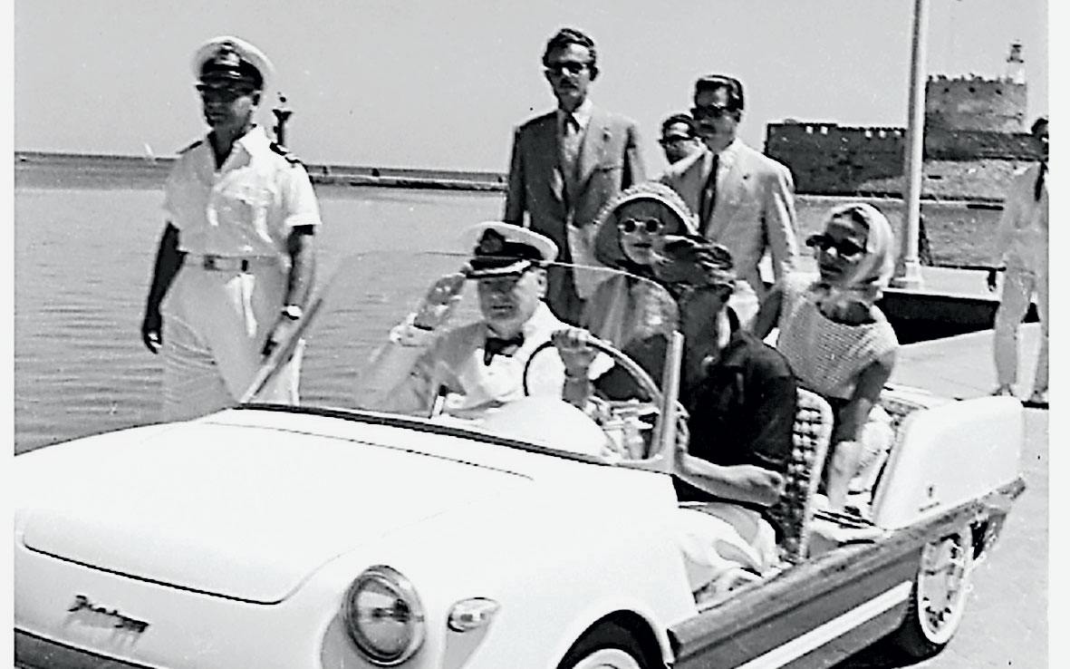 Aristotle Onassis and his wife Maria Callas in Greece in 1959.