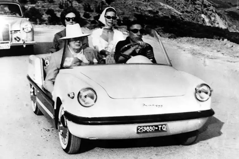 Aristotle Onassis and his wife Maria Callas in a Fiat Spiaggina in Greece in 1959.