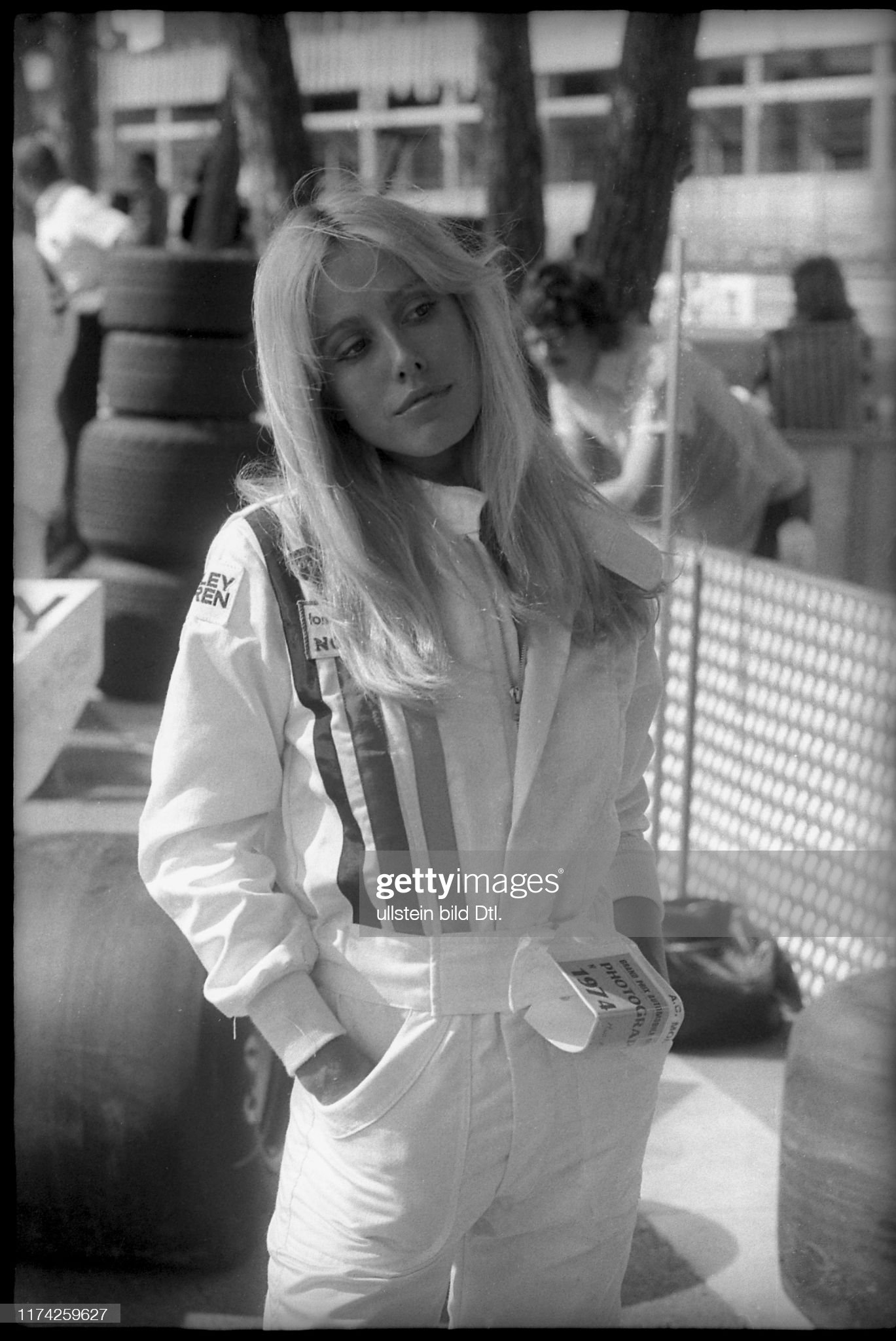 A girl at the Monaco Grand Prix on June 26, 1974. 