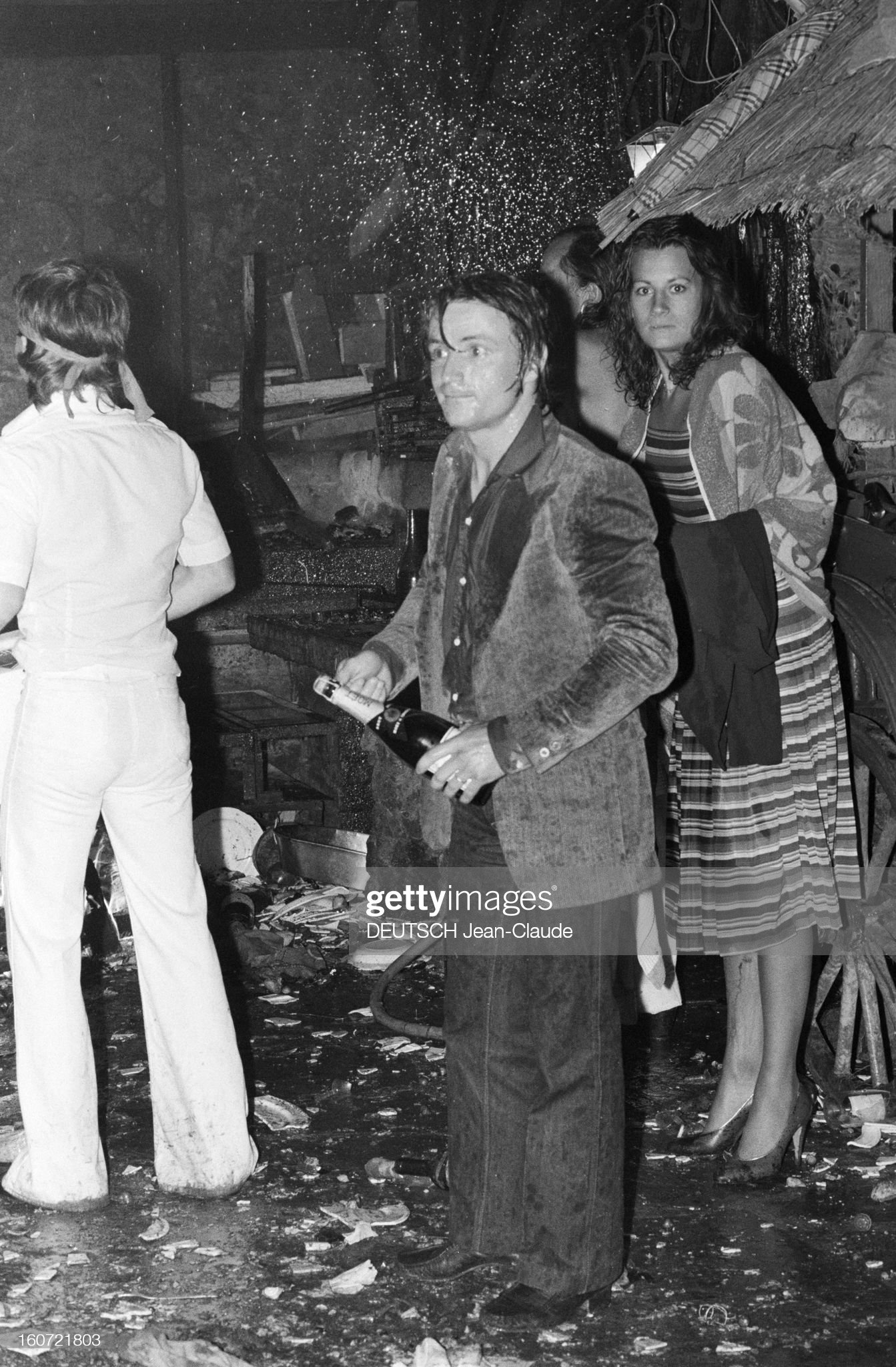 On May 18, 1980, during the Monaco Formula 1 Grand Prix, René Arnoux with his wife Kelly at a party at the 'New Jimmy's' in Monte-Carlo.