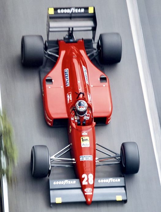 Gerhard Berger piloting his 1.5L Turbo Ferrari F187 in the 1987 Monaco Grand Prix.