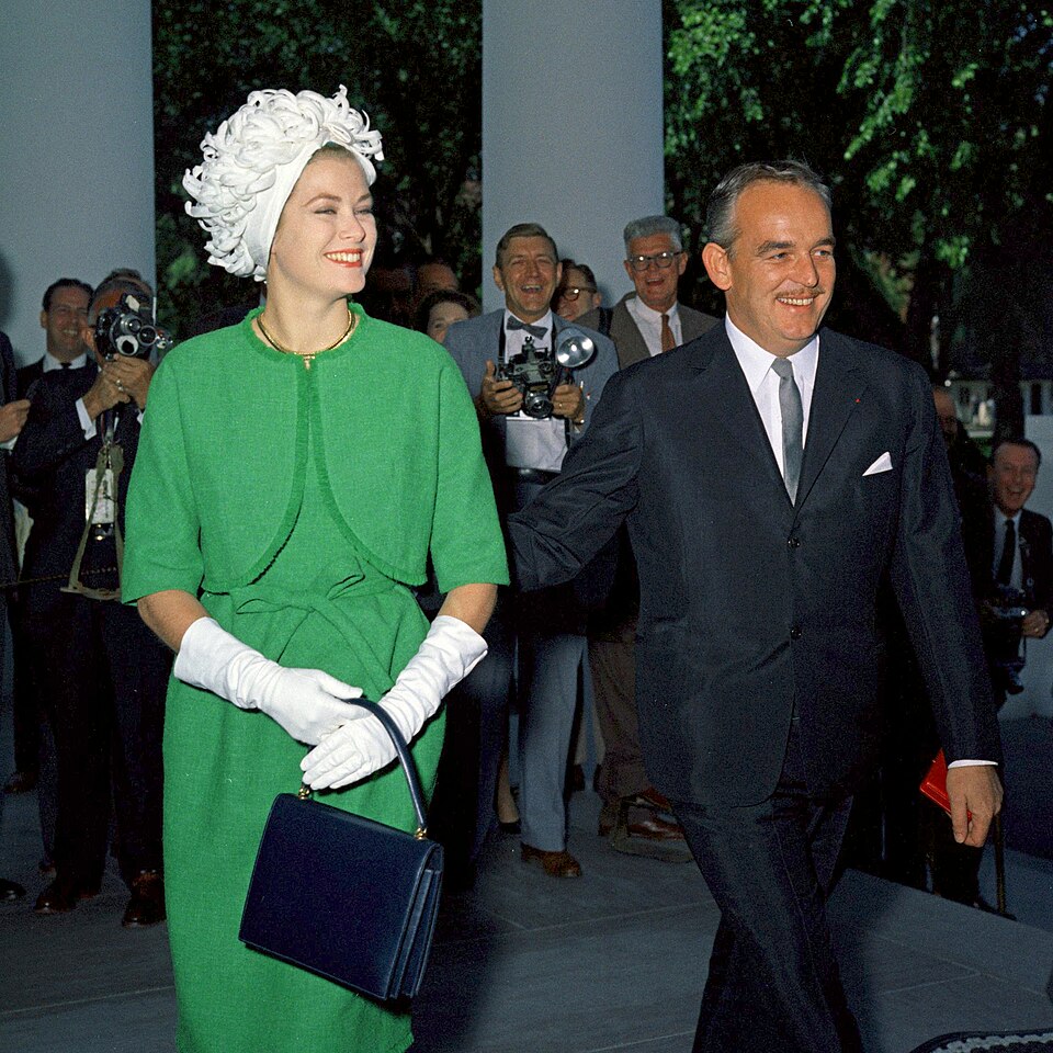 The Prince and Princess of Monaco arrive at the White House for a luncheon on 24 May 1961.