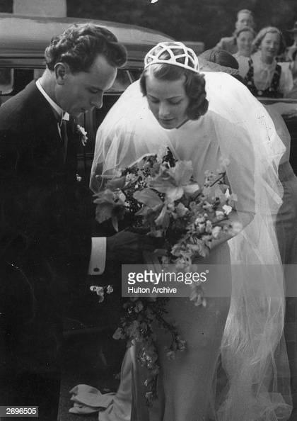 Ingrid Bergman wed Petter Lindström, a dentist who later became a neurosurgeon, in 1937.