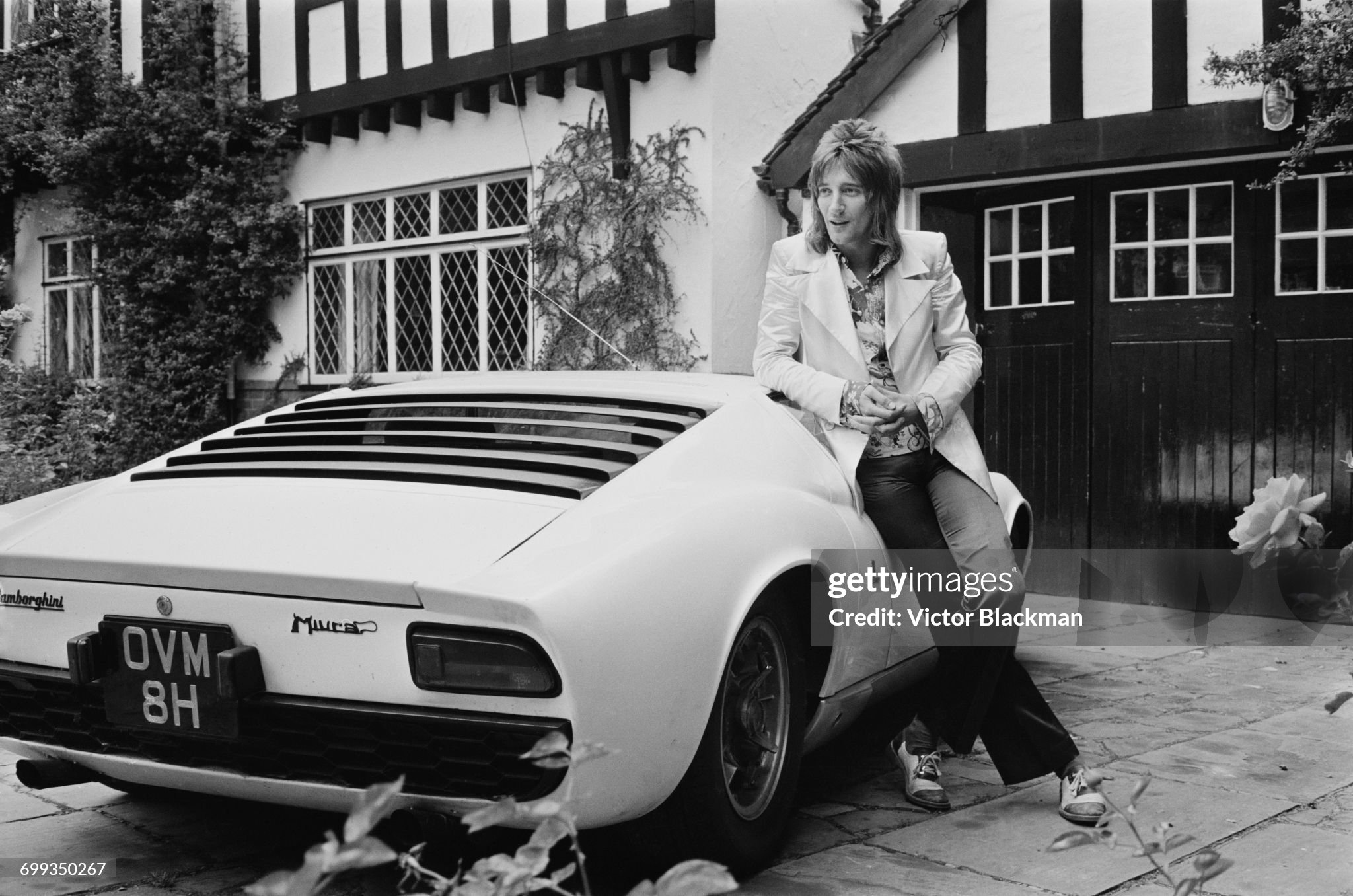 Rod Stewart with his Lamborghini Miura in UK on 12 September 1971. 