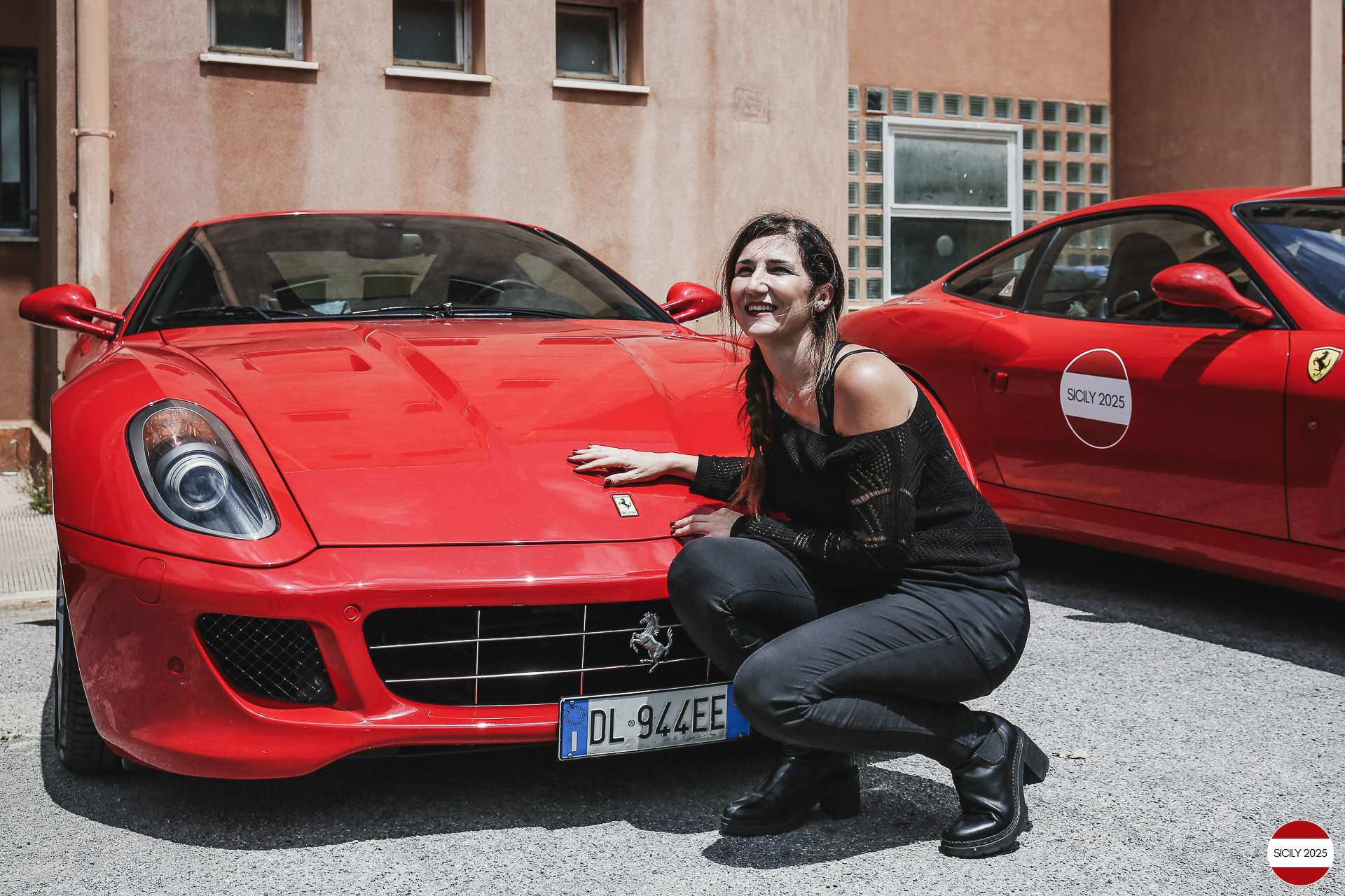 Stop at the 'Jacopo del Duca - Diego Bianca Amato' school. 