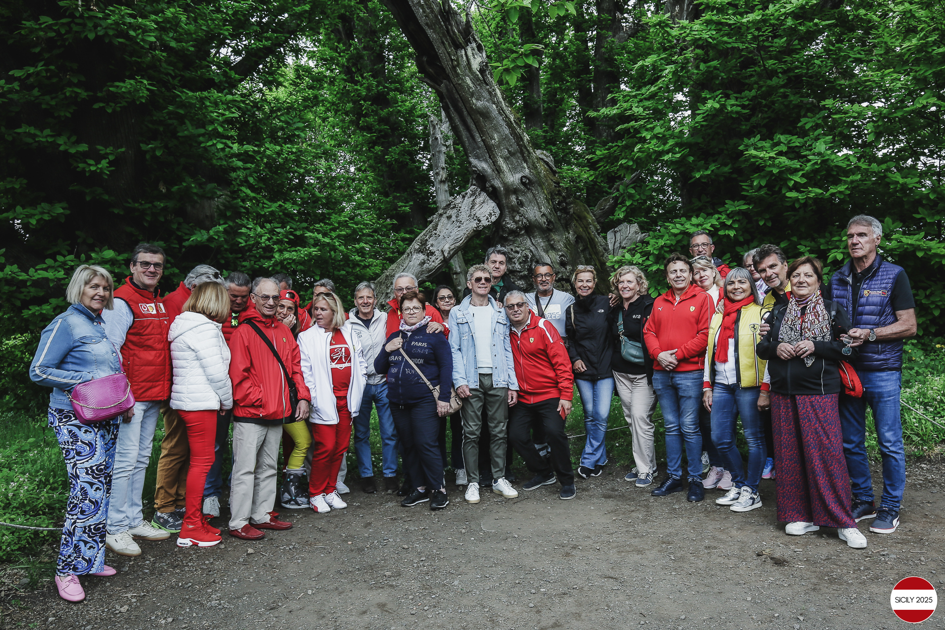 Visit to the ‘Chestnut tree of one hundred horses’. 