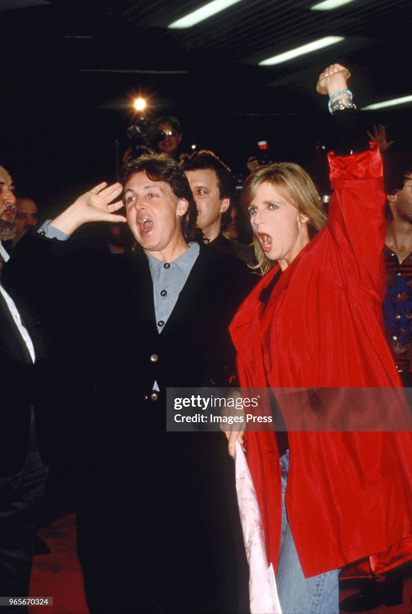 Paul McCartney and his wife Linda attend a special screening of the documentary 'Get back' at the Baronet Theater, circa 1991 in New York City