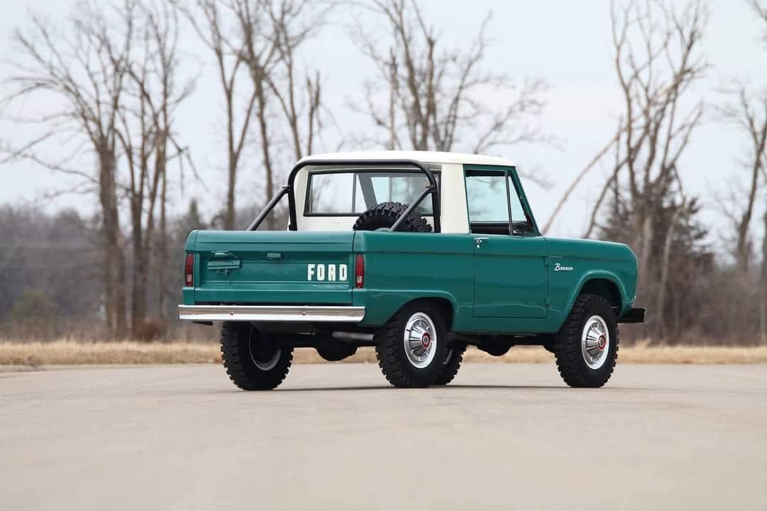 The rear of the Ford Bronco Half Cab.