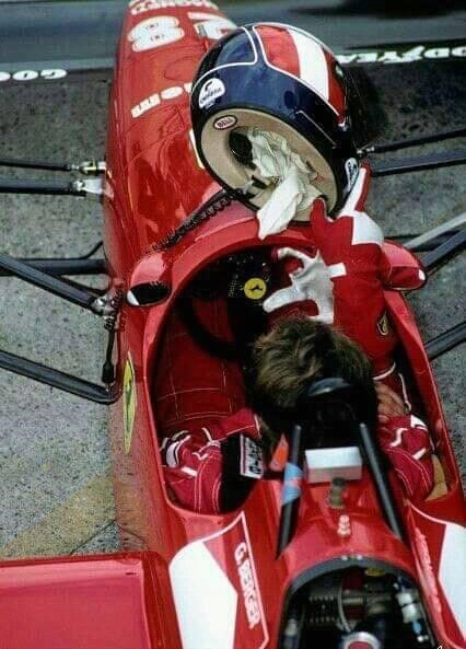 Gerhard Berger in the Ferrari n. 28.