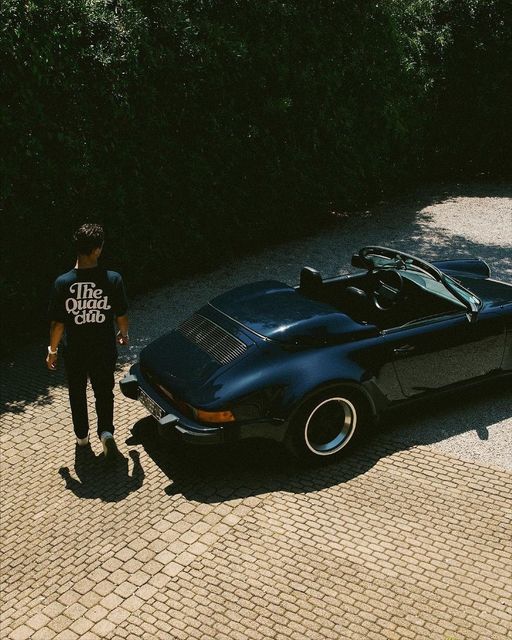 Lando Norris and his classic Porsche 911 convertible.