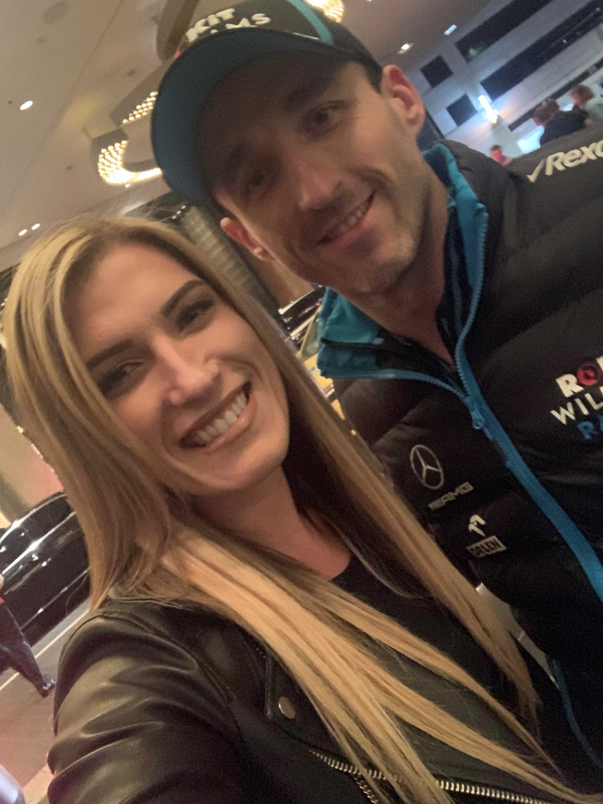 Robert Kubica with a girl in Melbourne on March 17, 2019.