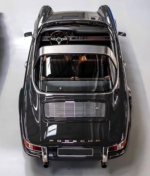 A black Porsche.