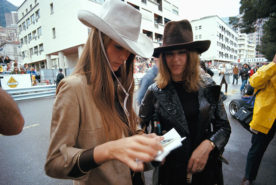 Nina Rindt and Helen Stewart at Monaco in 1971. 
