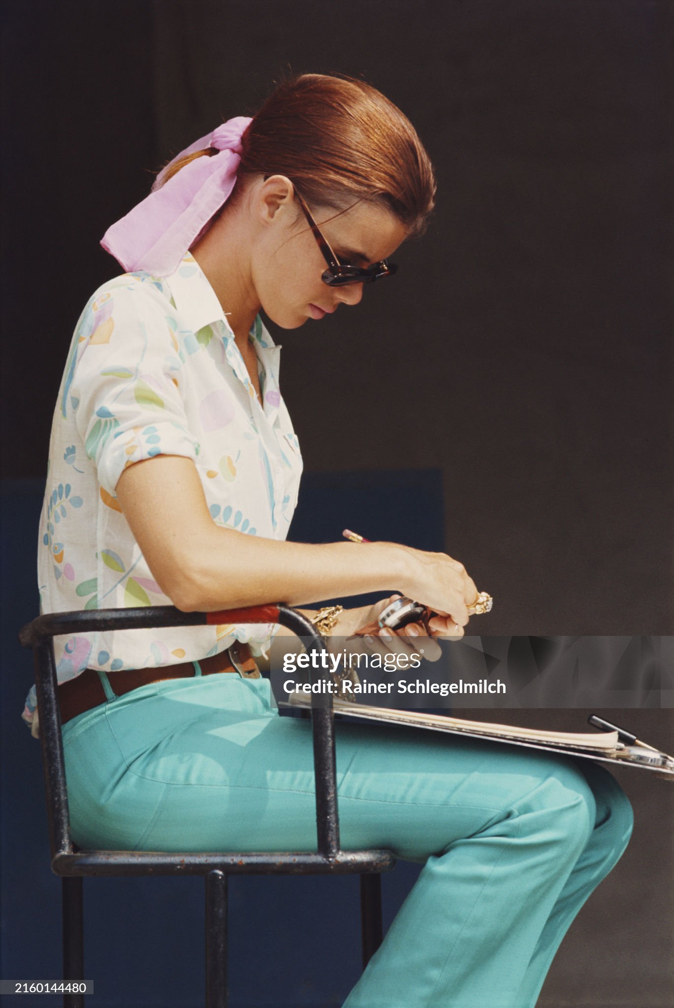 Helen Stewart timekeeping in the pits during the Italian Grand Prix at Autodromo Nazionale Monza, Italy, on 08 September 1968. 