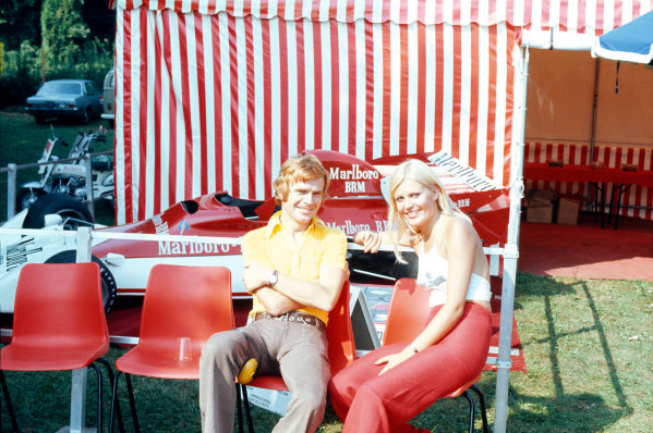 Max Mosley with a grid girl.