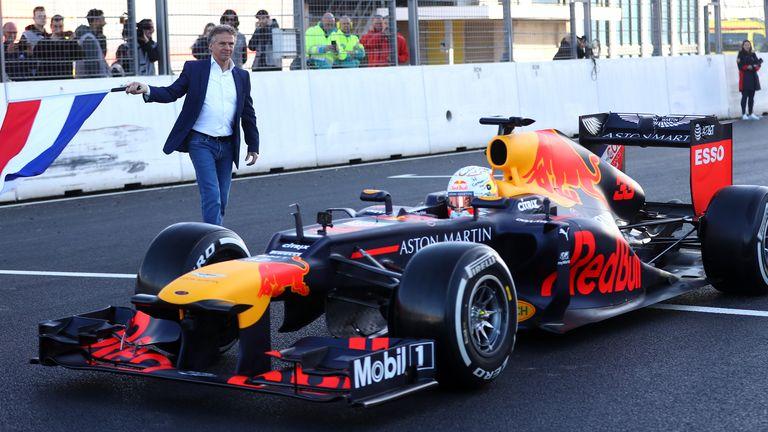 On March 4, Aston Martin Red Bull Racing superstar Max Verstappen drove the Legendary Lap in a Red Bull F1 car and opened the Circuit Zandvoort.